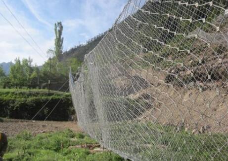 边坡防护网的结构特征